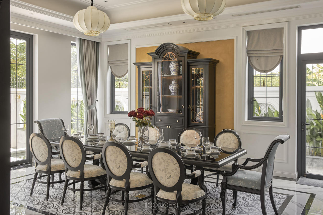 Nội thất được sử dụng hoàn toàn bằng gỗ hợp mệnh với tuổi Kỷ Tỵ 