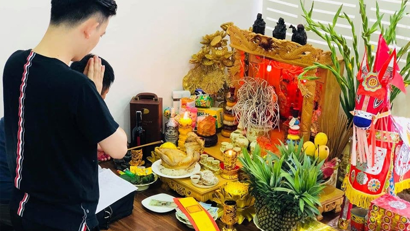 Chuẩn bị mâm cũng về nhà mới 